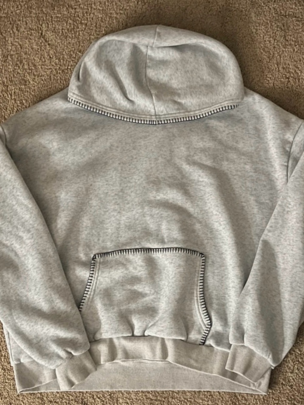 Charlotte Russe Light Gray Crewneck Hoodie with Contrast Stitching